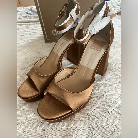 Dolce Vita “Pandora” Ankle Buckle mid- brown Platform Block Heel Sandals SZ 9 - Picture 16 of 16